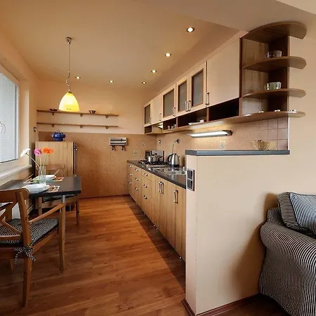 Twin Rooftop By Ambiente * براتسيلافا